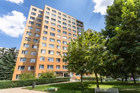 Pronájem bytu 2+kk se sklepem, OV, 46m2, ul. Ciolkovského 849/5, Praha 6 - Ruzyně