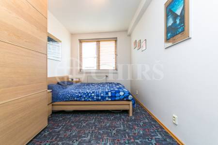 Pronájem bytu 2+kk s balkonem, OV, 47m2, ul. Kodymova 2539/8, Praha 5 - Stodůlky