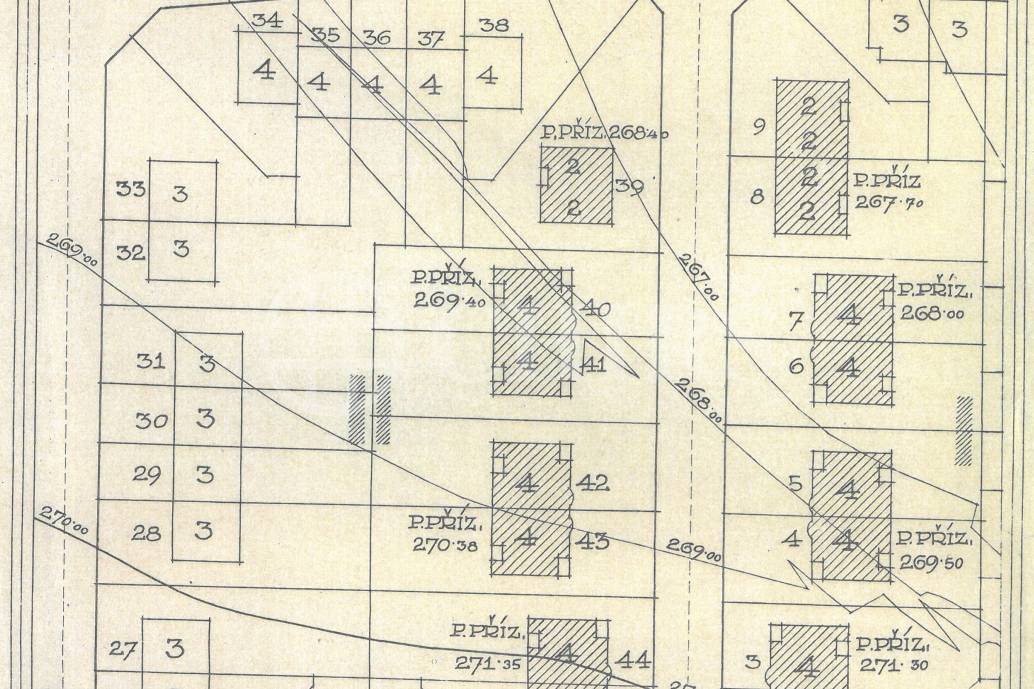 Pronájem RD 5+1 se zahradou, OV, ul. Na Ořechovce 201/20, Praha 6 - Střešovice