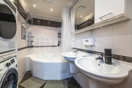 Pronájem bytu 3+kk s lodžií, balkonem, garážovým stáním a sklepem, OV, 96m2, ul. Nad Dalejským údolím 2688/1, Praha 5 - Stodůlky