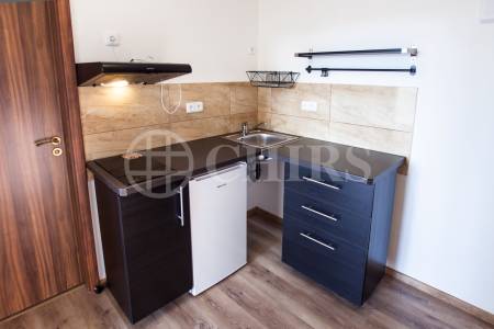 Pronájem bytu 2+kk, OV, 45m2, ul. Na Radosti 109/28, Praha 5 - Zličín