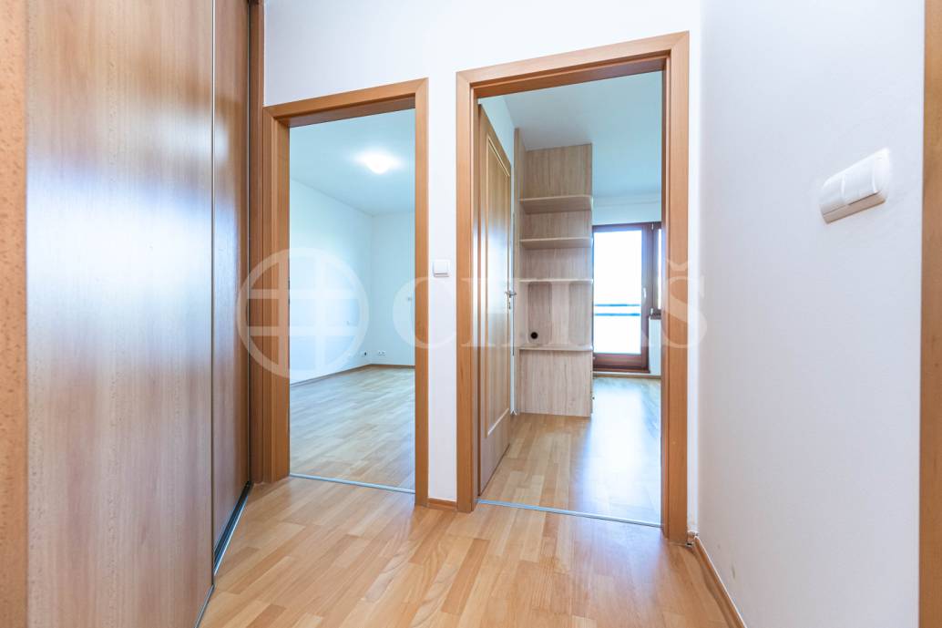 Prodej bytu 3+kk se dvěma balkony, sklepem a garážovým stáním, OV, 110m2, ul. Schwarzenberská 708/2, Praha 5 - Jinonice