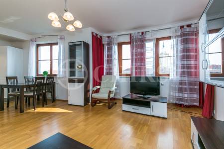 Pronájem dvou bytů 2+kk s lodžií a garážovým stáním v jednom domě, OV, 64m2, ul. Heinemannova 2698/11, Praha 6 - Dejvice