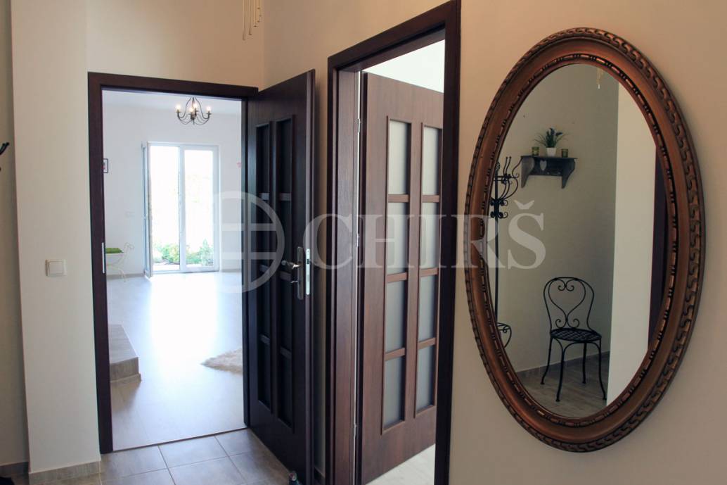 Prodej rodinného domu 4+kk, OV, 154m2, ul. Jarní 271, Lešany  - Nelahozeves