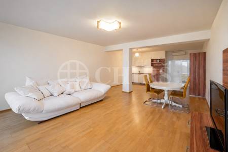 Pronájem bytu 4+kk s lodžií, OV, 152m2, ul. Švédská 1010/15, Praha 5 - Smíchov