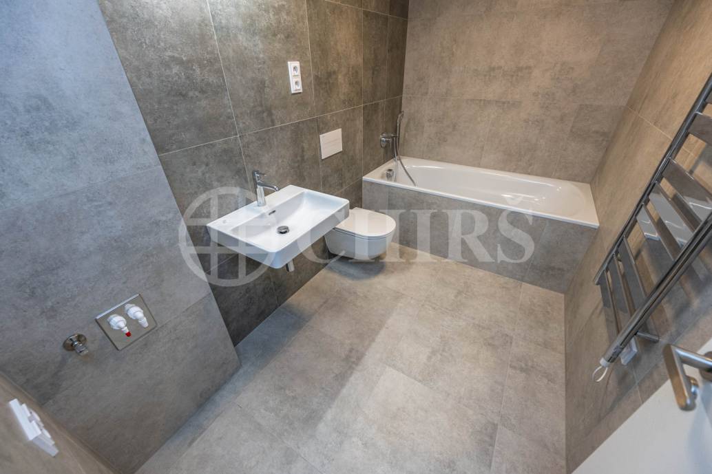 Pronájem bytu 2+kk s garážovým stáním a sklepem, OV, 44 m2, ul. Hábova 3209/5b, Praha 13 - Stodůlky