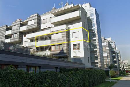 Pronájem bytu 3+kk s balkonem a garážovým stáním, OV, 86m2, ul. Pod stolovou horou 975/3, Praha 5 - Jinonice