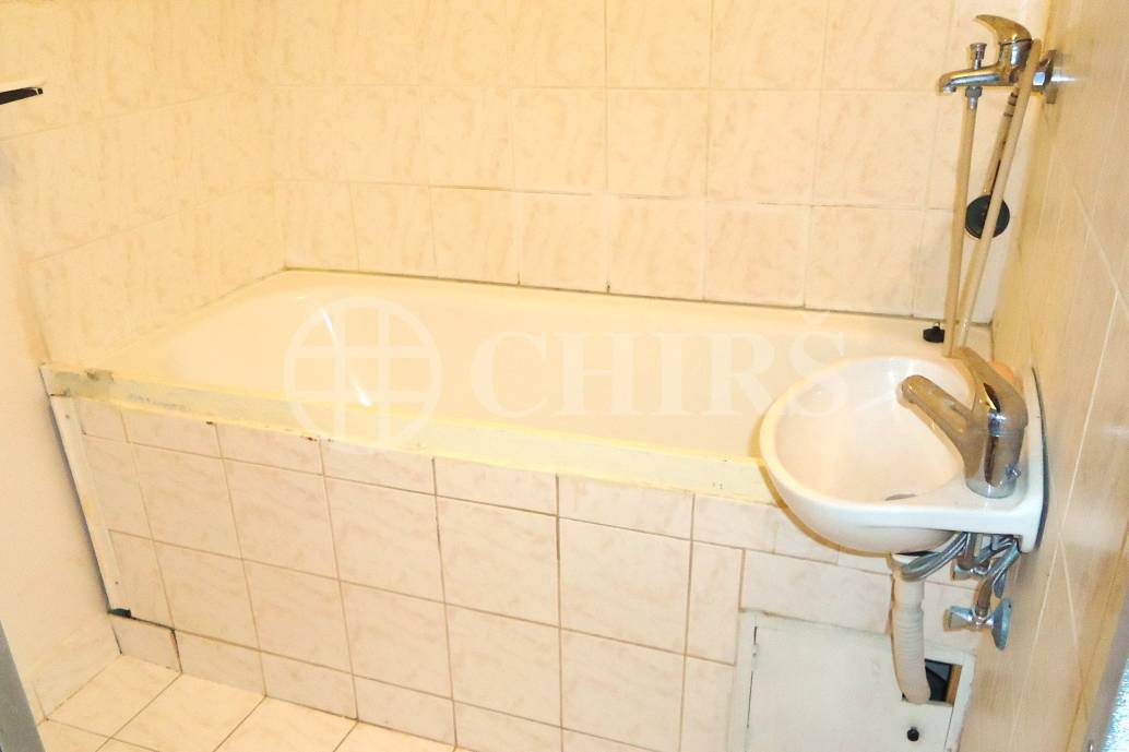 Prodej bytu 2+kk, OV, 42 m2,  ul. Cihlářská 782/10, Praha 9 - Prosek