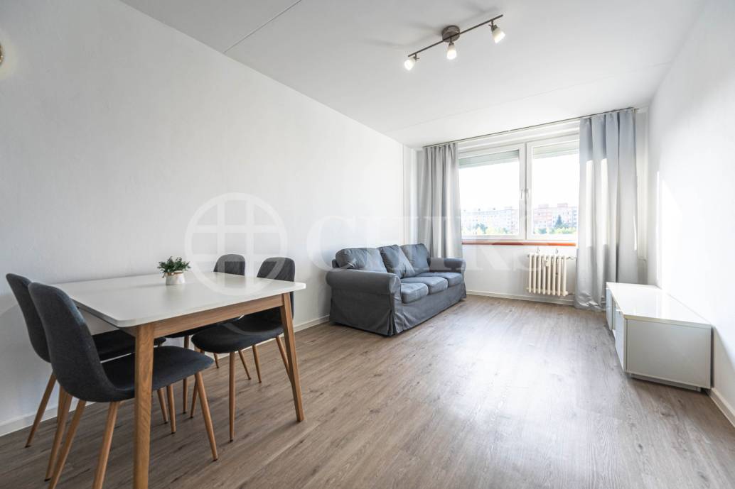 Pronájem bytu 2+kk, DV, 43m2, ul. Neustupného 1836/14, Praha 5 - Luka