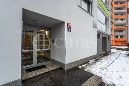 Prodej bytu 2+kk, OV, 43 m2, ul. Kettnerova 2049/26, Praha 5 - Luka