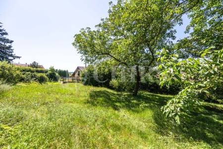 Prodej stavebního pozemku, 718 m2, Říčany u Prahy