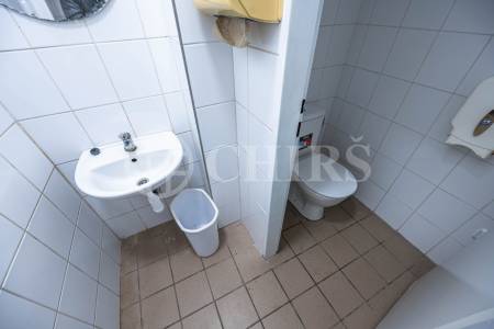 Pronájem restaurace, OV, 140m2, ul. Husovo nám., Hostivice