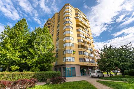 Prodej bytu 2+1 s lodžií, OV, 64m2, ul. Volutová 2520/10, Praha 5 - Hůrka