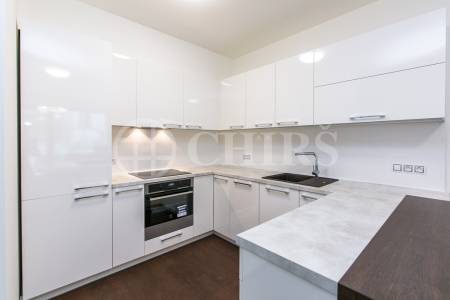 Pronájem bytu 2+kk s lodžií a garážovým stáním, OV, 66m2, ul. U Nikolajky 3325/34, Praha 5 - Smíchov
