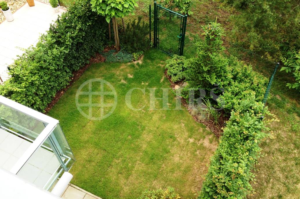 Prodej řadového rodinného domu, OV, 170m2, ul. Zelená 452, Praha - Západ Statenice 