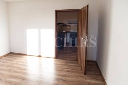 Pronájem bytu 2+kk, OV, 45m2, ul. Na Radosti 109/28, Praha 5 - Zličín