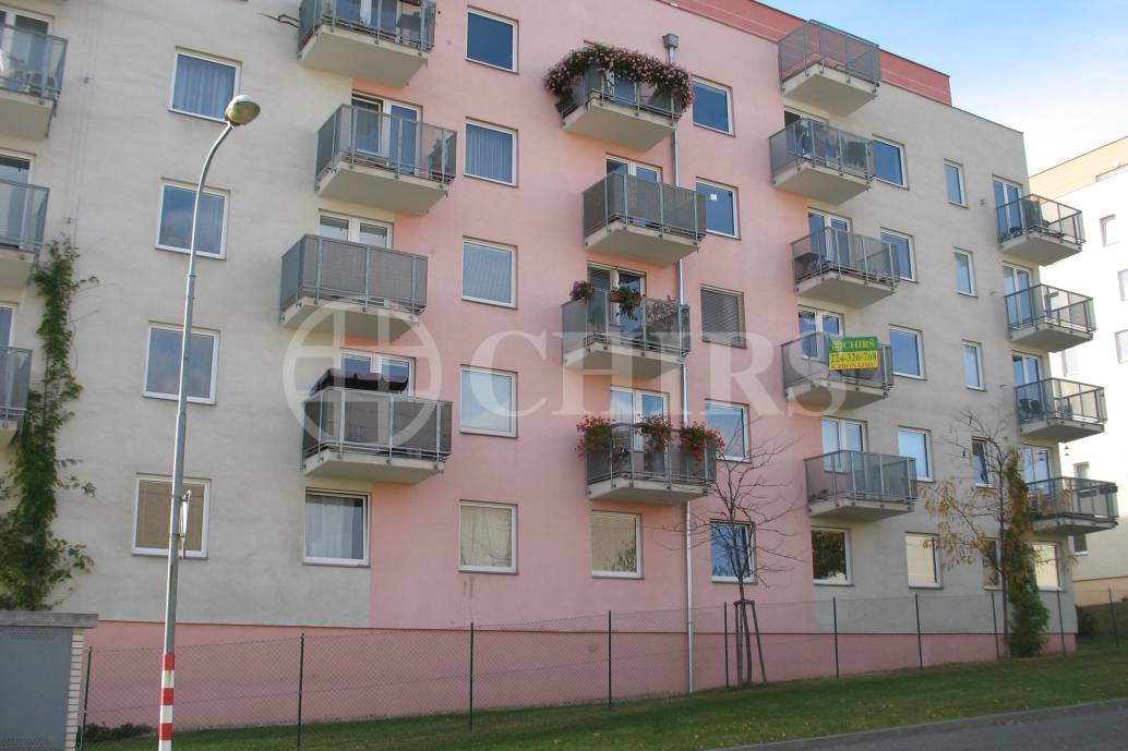 Pronájem bytu 2+kk/B, OV, 48m2, ul. Wiedermannova 1405/2, Praha 13 - Hůrka