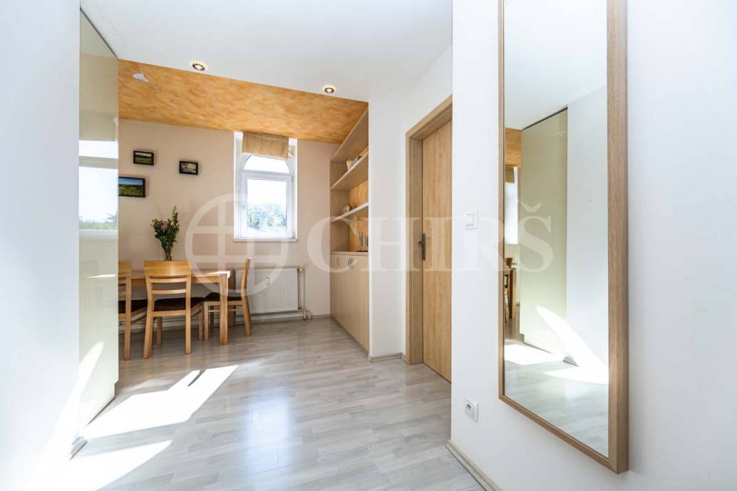 Prodej bytu 2+1, OV, 74m2, ul. Nábřeží Jana Palacha 1026/22, Karlovy Vary