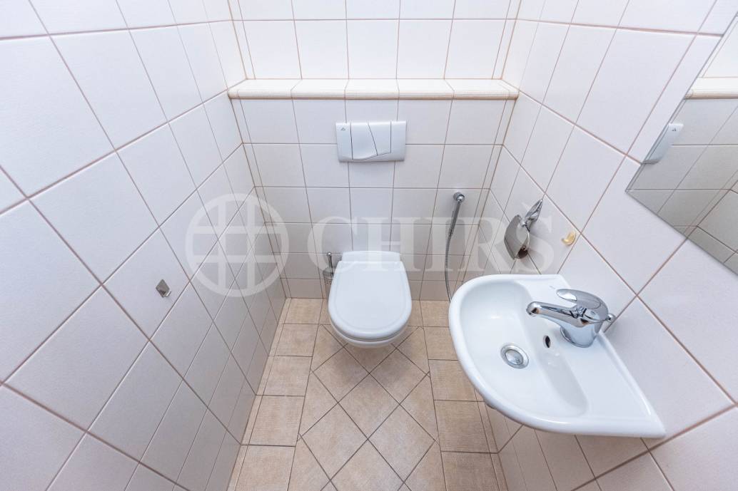 Pronájem bytu 3+kk se dvěma balkony, sklepem a garážovým stáním, OV, 94m2, ul. Schwarzenberská 708/2, Praha 5 - Jinonice