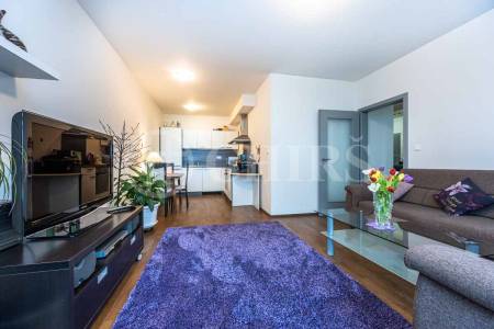 Prodej bytu 2+kk s terasou, OV, 59m2, ul. Pod Stolovou horou 975/1, Praha 5 - Jinonice