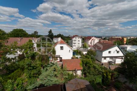 Prodej bytu 3+kk/L s garáží, OV, 75m2, ul. Chalabalova 1270/10, Praha 5 - Stodůlky