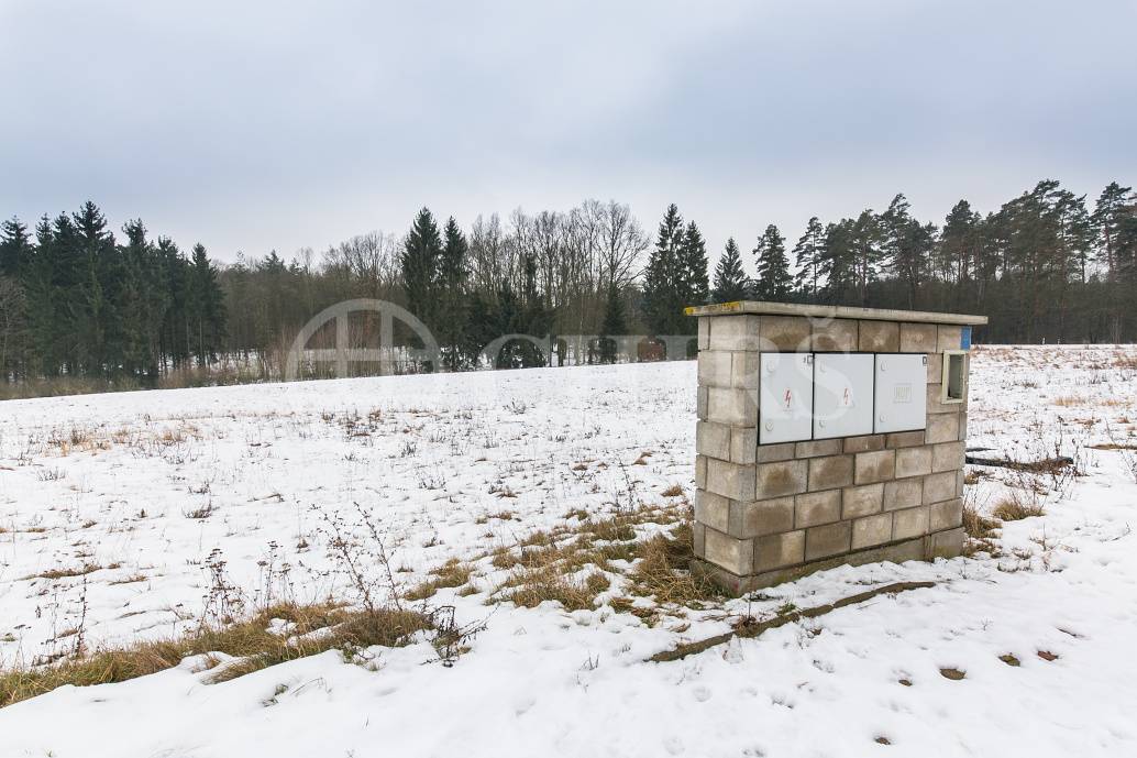 Prodej pozemku, OV, 1885m2, ul. Na Lukách, Unhošť, Středočeský kraj