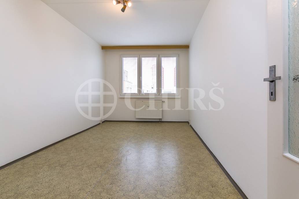 Prodej bytu 3+kk s lodžií a garáží, OV, 74m2, ul. Bašteckého 2544/12, Praha 5 - Stodůlky