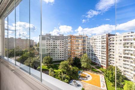 Prodej bytu 3+kk se dvěma lodžiemi a sklepem, DV, 102m, ul. Kettnerova 2052/20, Praha 13 - Stodůlky