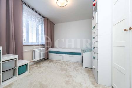 Pronájem bytu 3+kk s balkónem, lodžií, sklepem a garáží, OV, 81m2, ul. Hoškova 1110/6, Praha 5 – Malvazinky