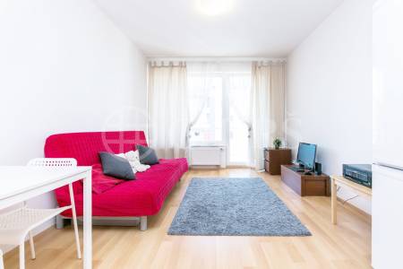 Prodej bytu 1+kk s balkonem, OV, 28m2, ul. Prušánecká 479/2, Praha 5 - Zličín