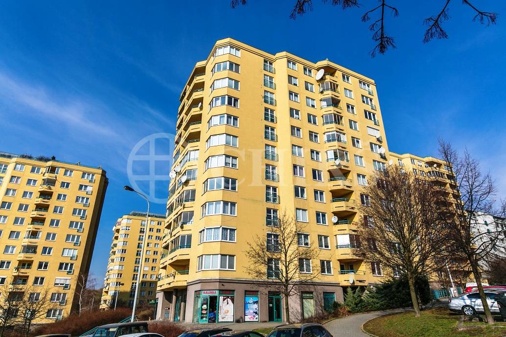 Prodej bytu 4+1 s lodžií, OV, 136m2, ul. Volutova 2524/12, Praha 5 - Stodůlky