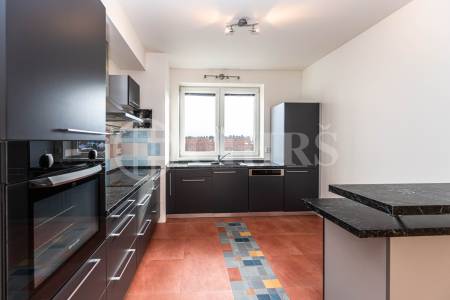 Pronájem bytu 3+kk, OV, 79 m2, ul. Dělená 976/3, Praha 5 - Řeporyje