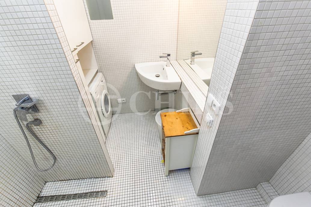 Prodej bytu 2+kk, OV, 40m2, ul. Nad Kajetánkou 1445/29, P-6 Břevnov