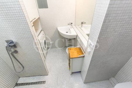 Prodej bytu 2+kk, OV, 40m2, ul. Nad Kajetánkou 1445/29, P-6 Břevnov