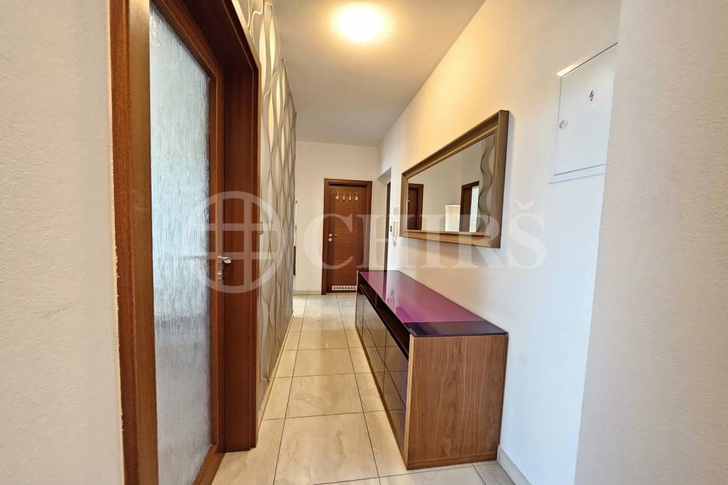 Prodej bytu 3+kk/2xL a garážové stání, OV, 74m2, ul. Těšínská 1204/19a, Plzeň