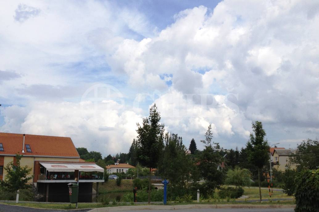Prodej řadového rodinného domu, OV, 170m2, ul. Zelená 452, Praha - Západ Statenice 