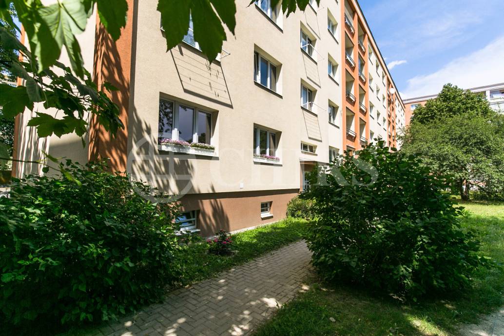 Prodej bytu 3+1, OV, 75 m2, ul. Na Petřinách 1767/51, Praha 6 - Petřiny