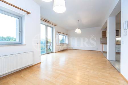 Prodej bytu 2+kk, OV, 57m2, ul. Pod Homolkou 302/31, Praha 5 - Motol