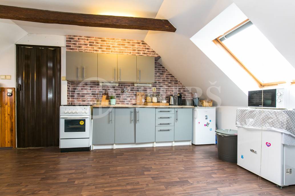 Prodej domu, OV, 223m2, ul. U Národní galerie 481, Praha 5 - Zbraslav