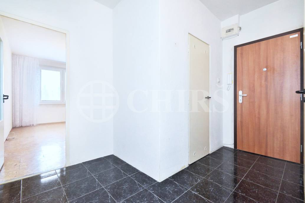 Predaj 2-izbového bytu s balkónom, OV, 62m2, ul. Štefunkova 3143/13, Bratislava - Ružinov