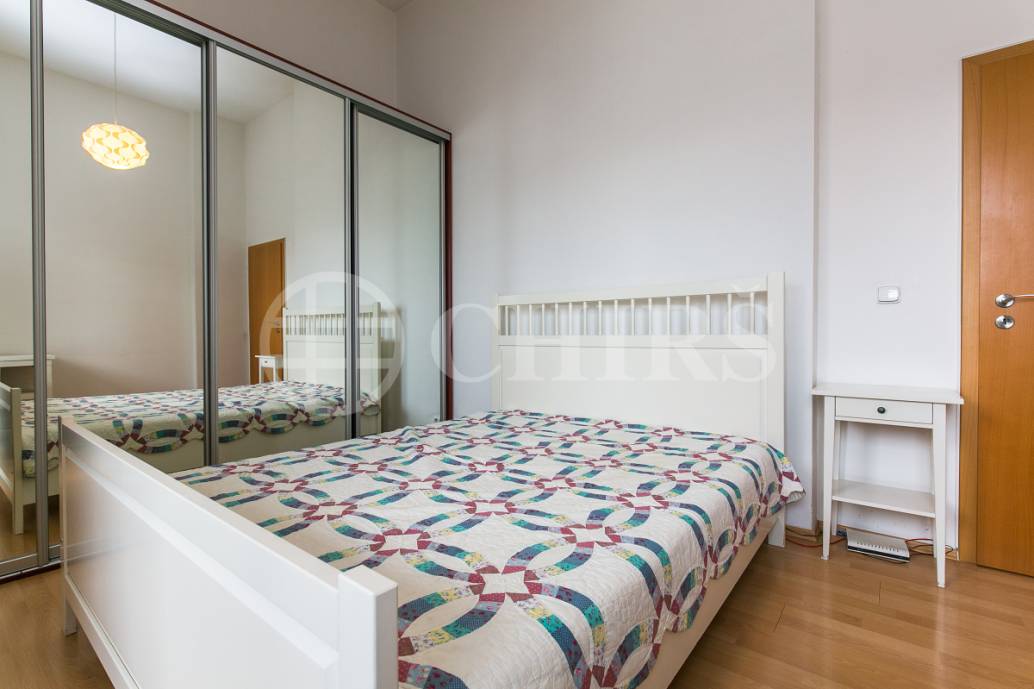 Pronájem ateliéru 2+kk s balkonem, OV, 58m2, ul. Pod Klamovkou 1268/3, Praha 5 - Košíře