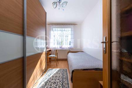 Prodej bytu 3+1, OV, 64 m2, ul. Žlutá, Chrášťany, okr. Praha-západ, Středočeský kraj