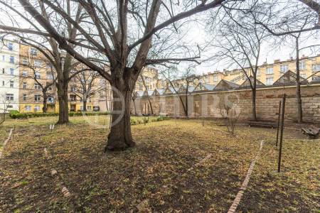 Prodej bytu 3+1 s balkonem, OV, 88m2, ul. Verdunská 534/4, Praha 6 - Bubeneč