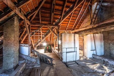 Pronájem RD 5+1 se zahradou, OV, ul. Na Ořechovce 201/20, Praha 6 - Střešovice