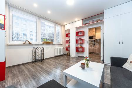 Prodej bytu 2+1, OV, 45 m2, ul. Pražského 604/22, Praha 5 - Barrandov