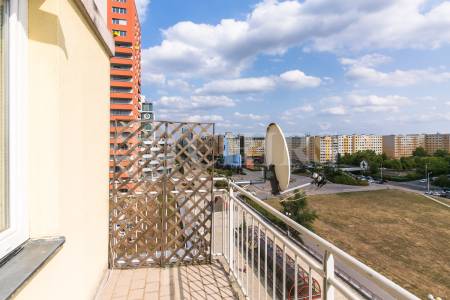 Pronájem bytu 2+1 s balkonem, OV, 66m2, ul. Sluneční nám. 2563/1, Praha 5 - Stodůlky