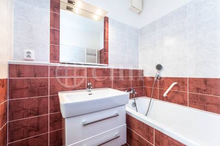 Pronájem bytu 3+kk, OV, 79 m2, ul. Dělená 976/3, Praha 5 - Řeporyje