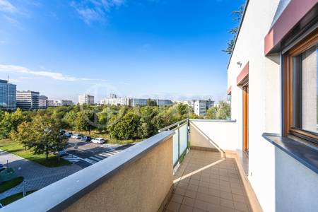 Prodej bytu 3+kk se dvěma balkony, sklepem a garážovým stáním, OV, 110m2, ul. Schwarzenberská 708/2, Praha 5 - Jinonice