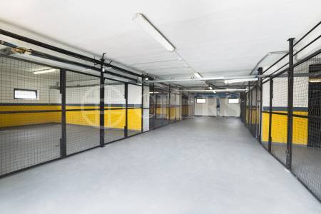 Pronájem skladovacích prostor s nadstandardním zabezpečením, 320m2, P5 - Jinonice