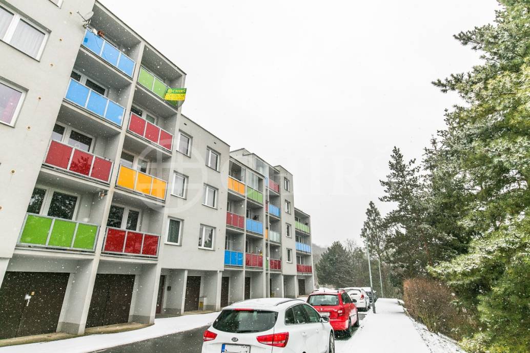 Pronájem bytu 3+kk s lodžií, OV, 72m2, ul.  Prosluněná 562/15 , Praha 5 - Hlubočepy